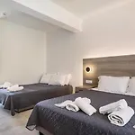 Blue Star Ξενοδοχείο με διαμερίσματα 4*